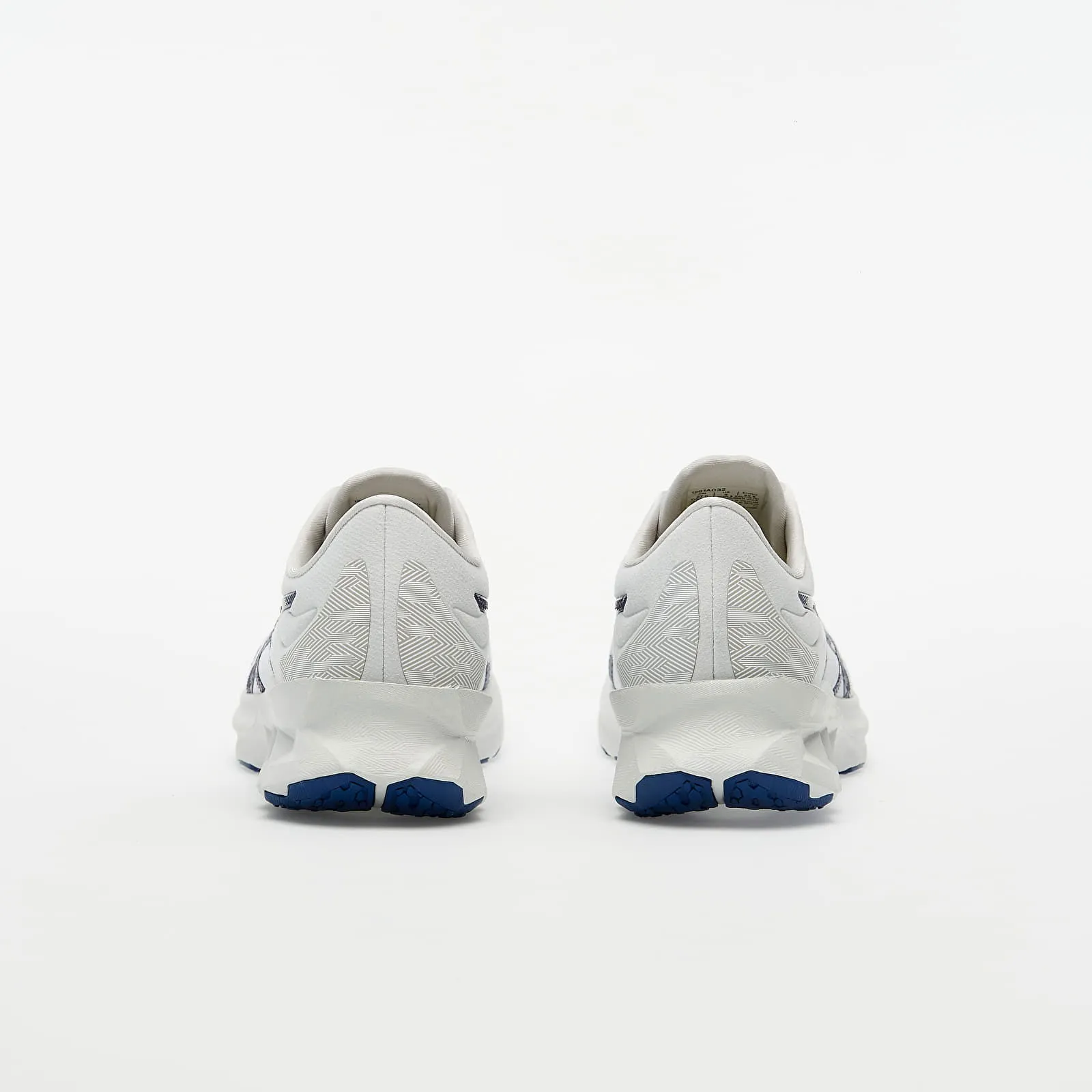 Asics Novablast Sps