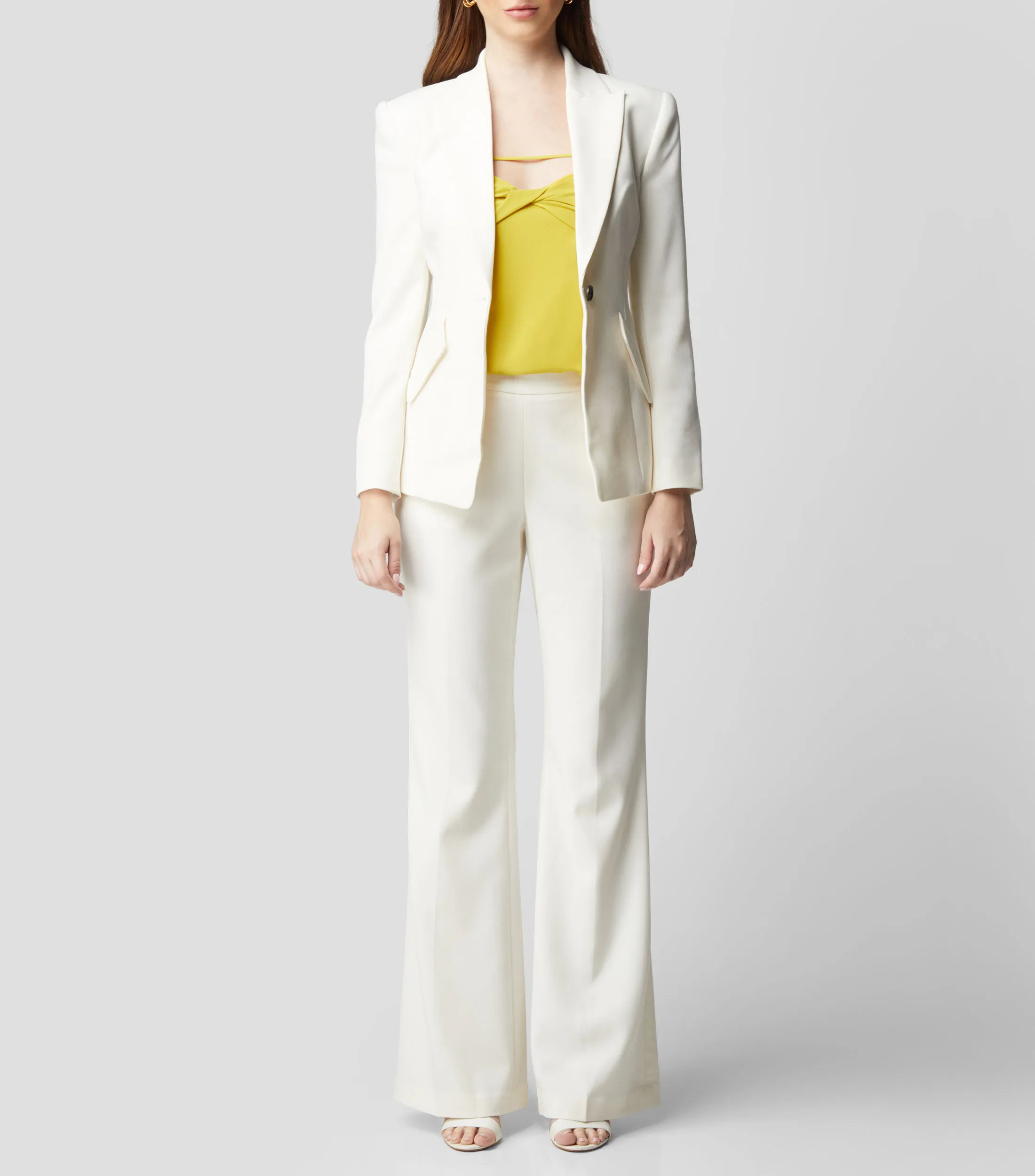 BCBGMAXAZRIA Pantalón liso Mujer