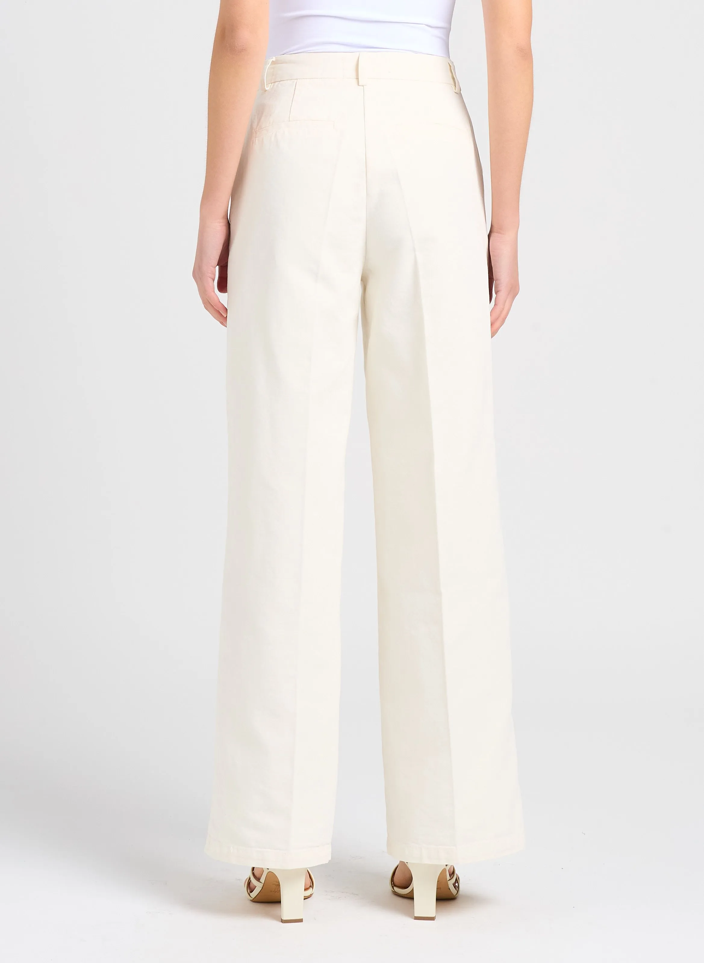 BELLEPIECE VARSOVIE  PANTALóN ANCHO DE ALGODóN EN BEIGE