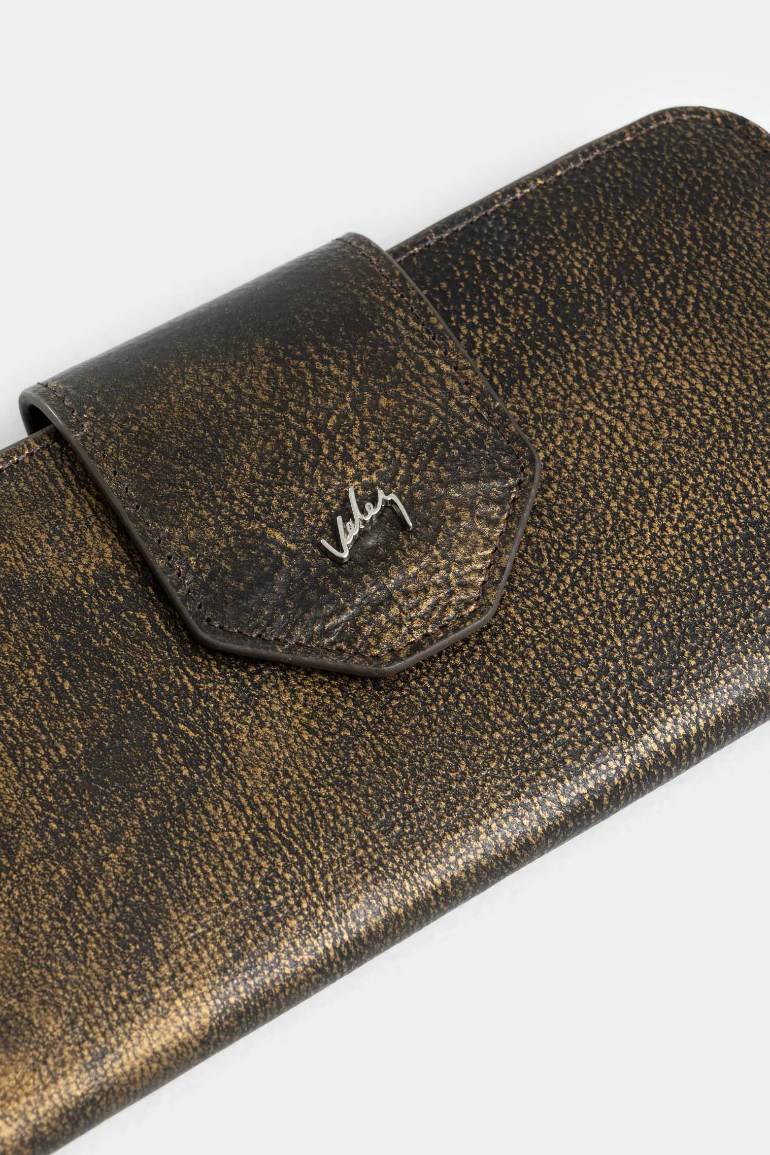 Billetera porta chequera Extravaganza de cuero para mujer chapeta