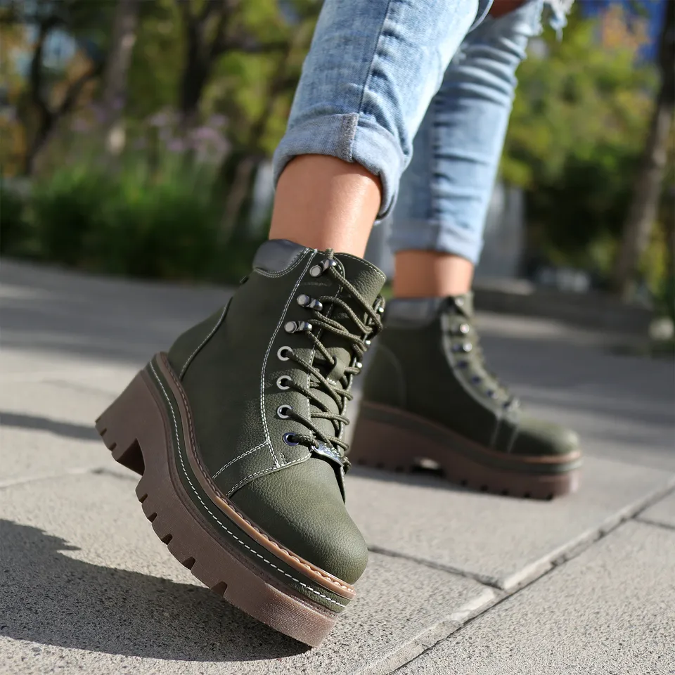 BOTíN MUJER VERDE 2219 MODA URBANOS