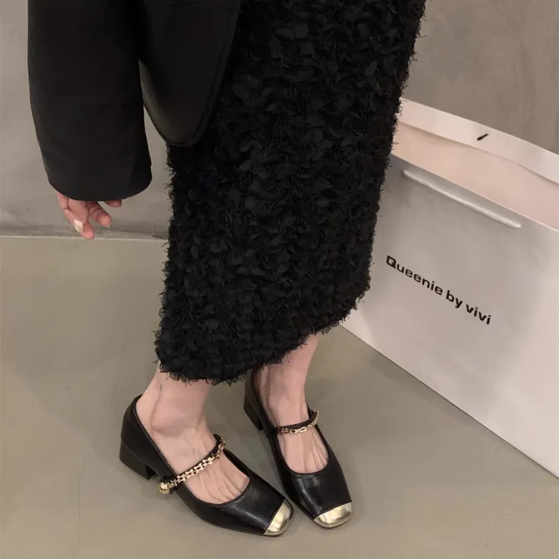 Cabeza cuadrada simple gruesa con temperamento zapatos individuales 2024 Patchwork de moda de primavera con zapatos de falda