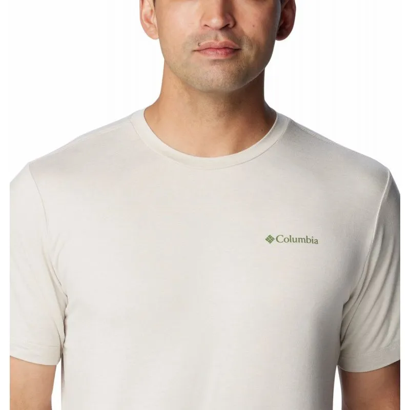 Camiseta Columbia Men's Kwick Hike Back Graphic (Dark Stone, Naturally Boundless)