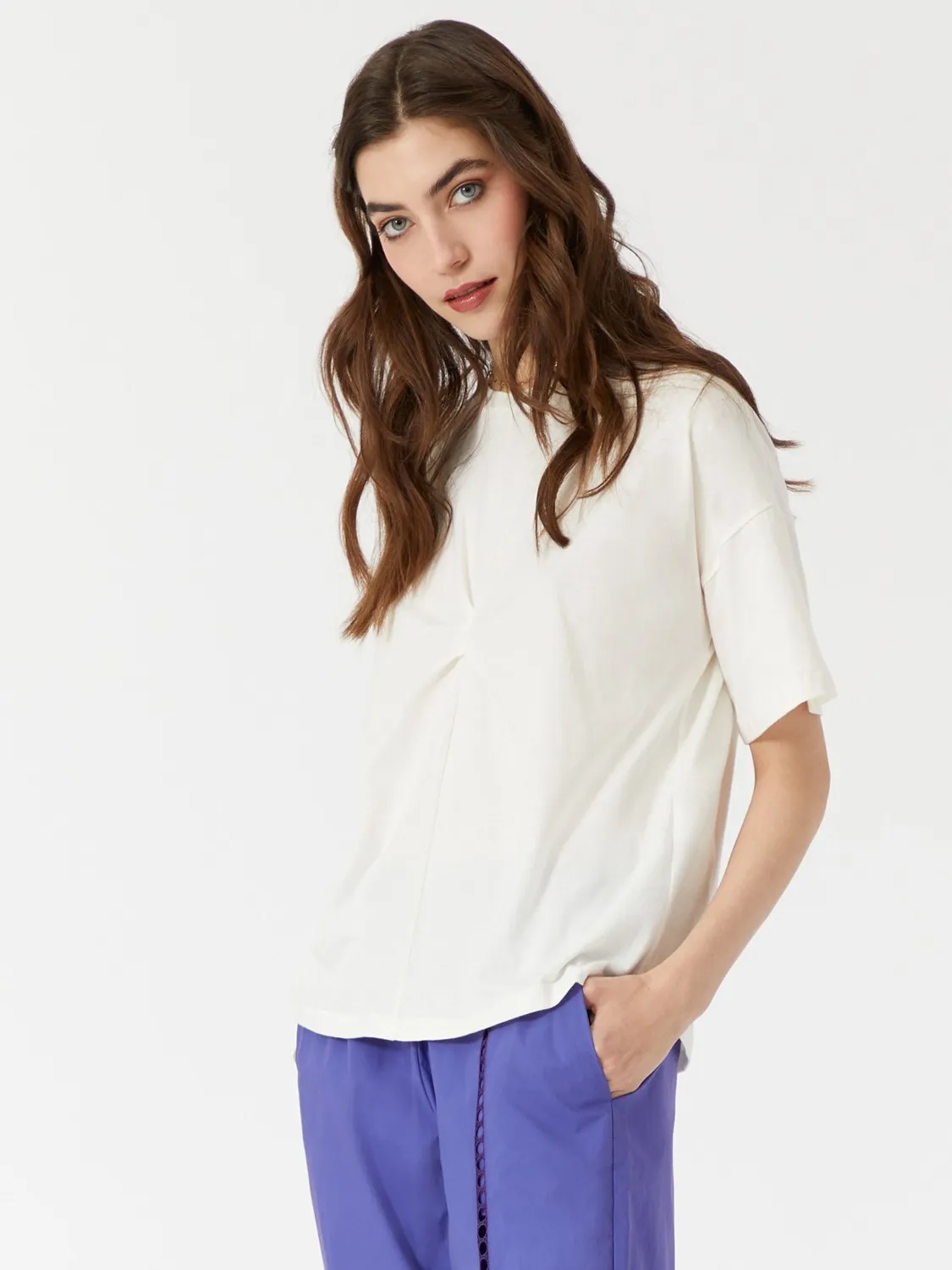 CAMISETA CON PLIEGUE MANILA GRACE