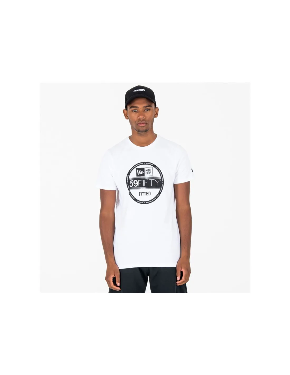 Camiseta New Era Essential Visor Sticker Blanco