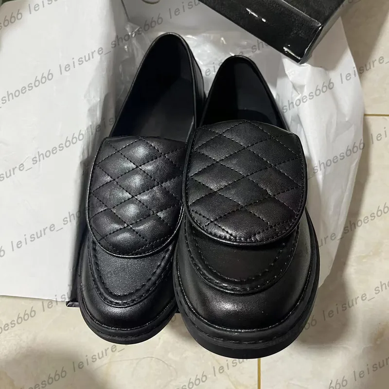 Diseñador de cuero de cuero retro zapatillas de mocasines de lujo plataforma de rayas para mujeres de lujo elevando zapatos de c