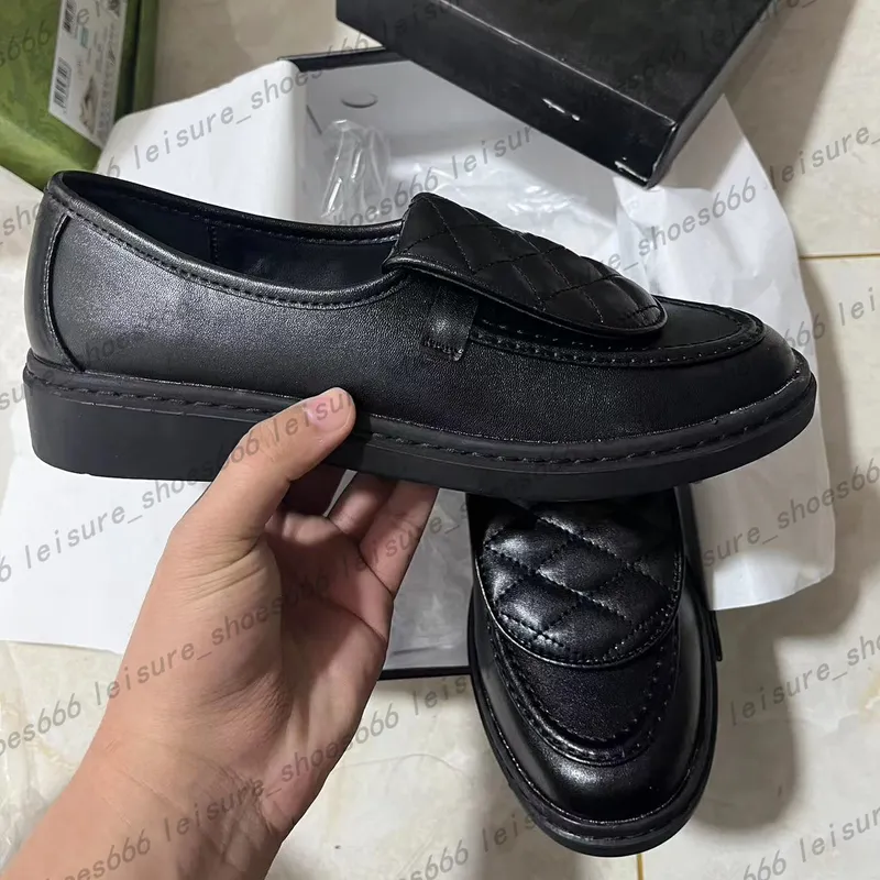 Diseñador de cuero de cuero retro zapatillas de mocasines de lujo plataforma de rayas para mujeres de lujo elevando zapatos de c