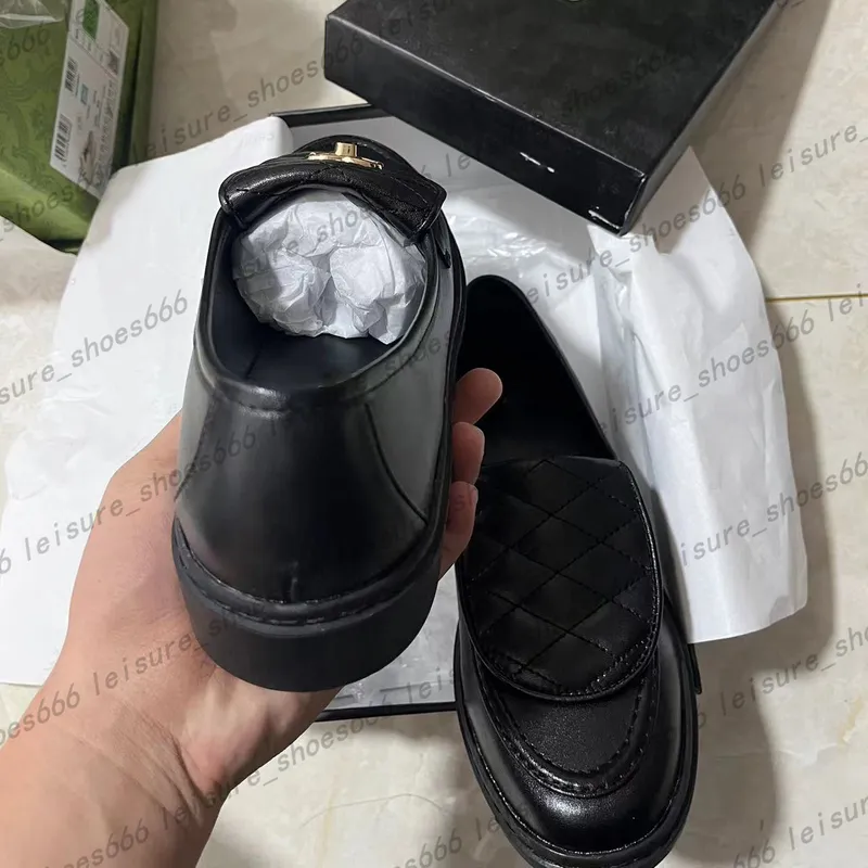 Diseñador de cuero de cuero retro zapatillas de mocasines de lujo plataforma de rayas para mujeres de lujo elevando zapatos de c