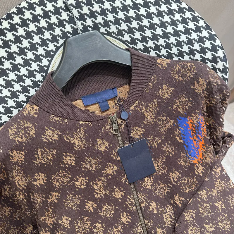 Diseñador de moda de lujo chaquetas para hombres letras bordadas en todo el cuerpo de la capa de invierno