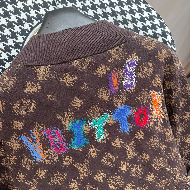 Diseñador de moda de lujo chaquetas para hombres letras bordadas en todo el cuerpo de la capa de invierno