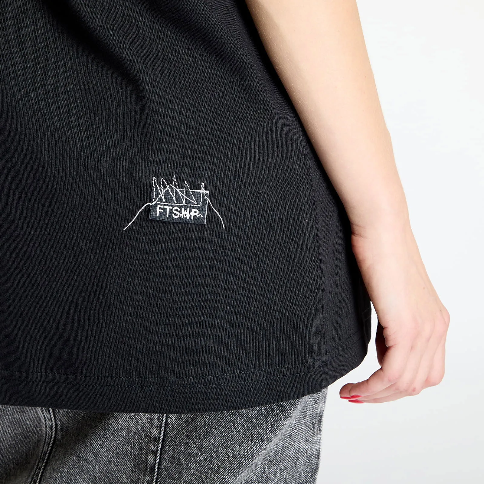 FOOTSHOP FTSHP HANDFUL TSHIRT UNISEX BLACK XS