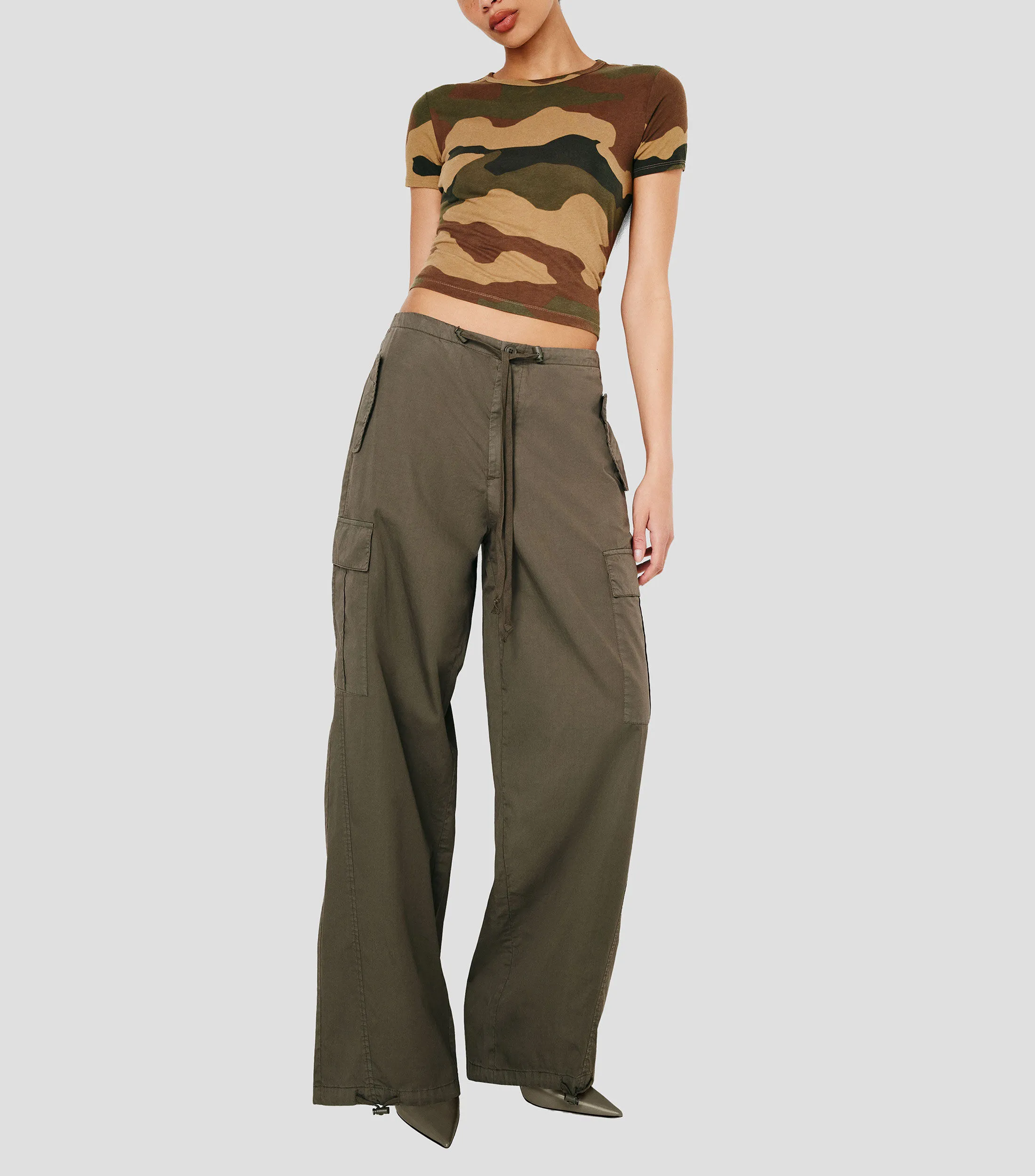 Good American Pantalón Pata de Elefante Mujer