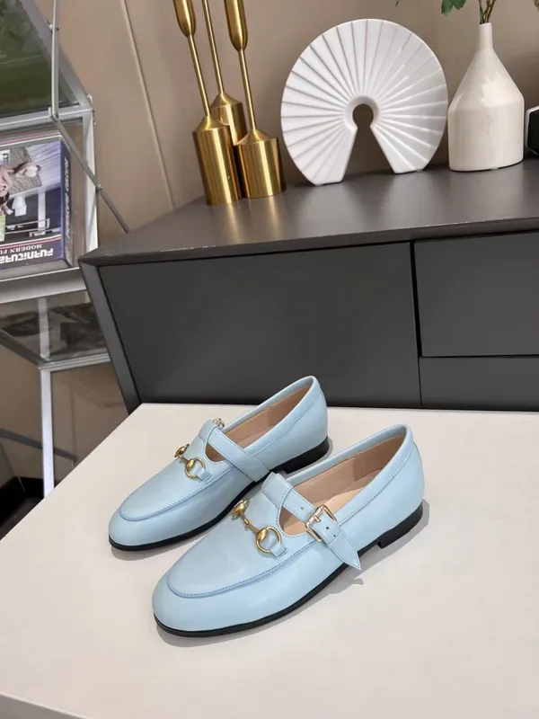Mujeres zapatos de vestir plano 100% auténtico de cuero de vaca Hebilla de metal zapatos de diseñador de la dama de cuero Mulas 
