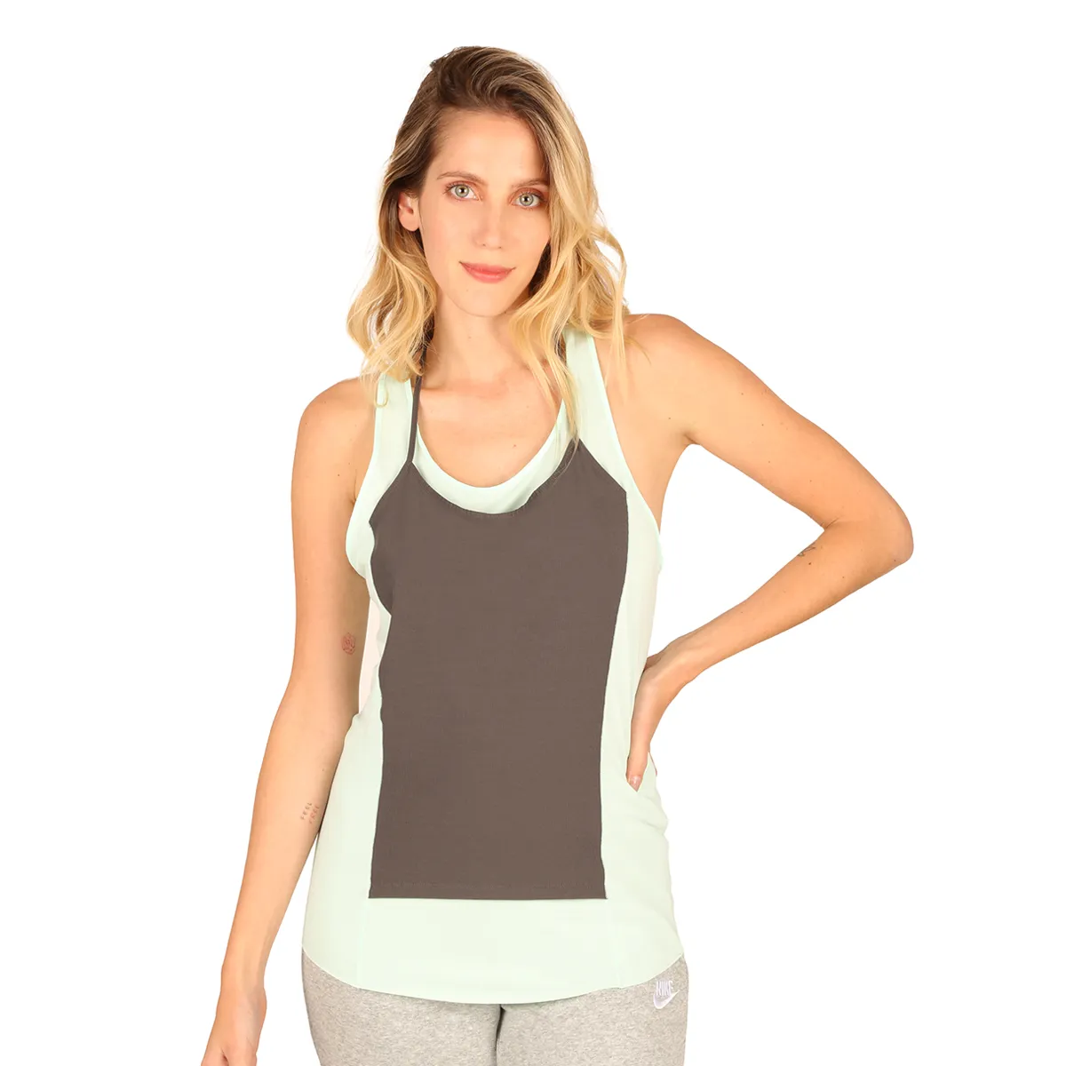 MUSCULOSA NIKE DRIFIT LUXE