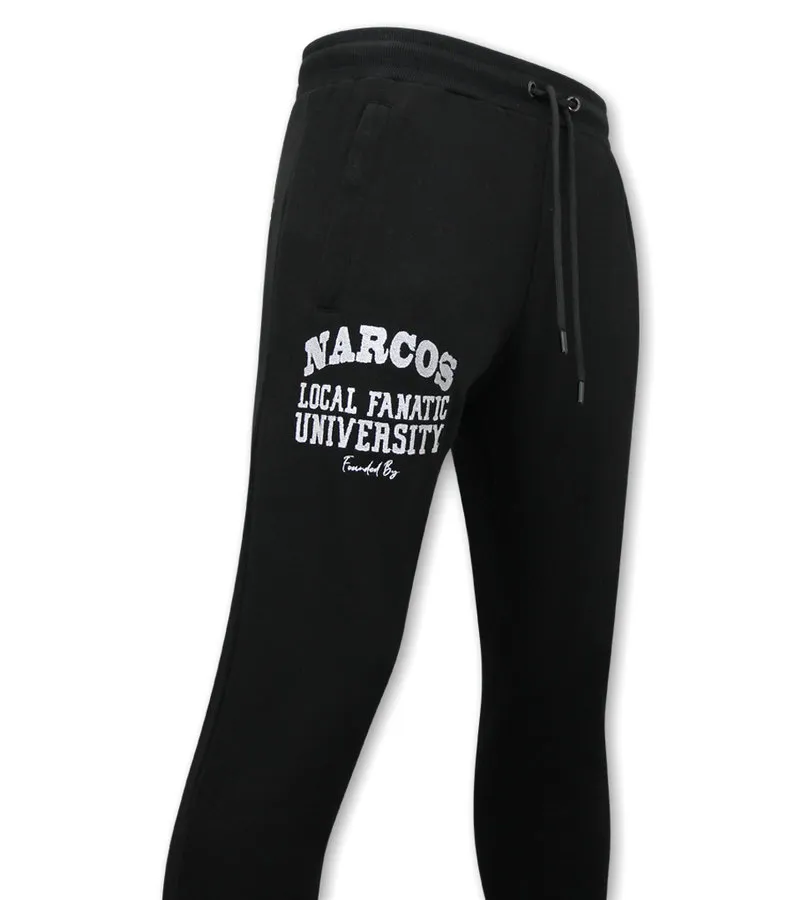 NARCOS UNIVERSITY CHANDA DE HOMBRE  116464Z  NEGRO