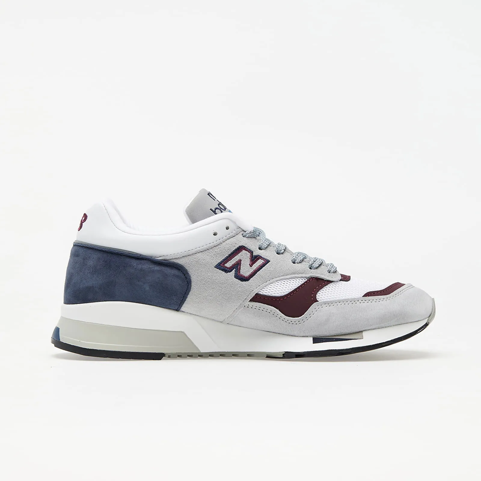 New Balance 1500
