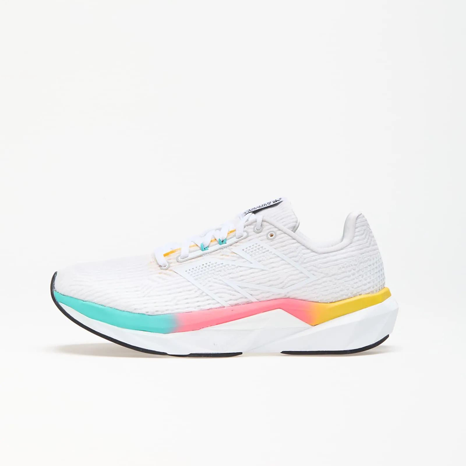 New Balance FuelCell Propel v5