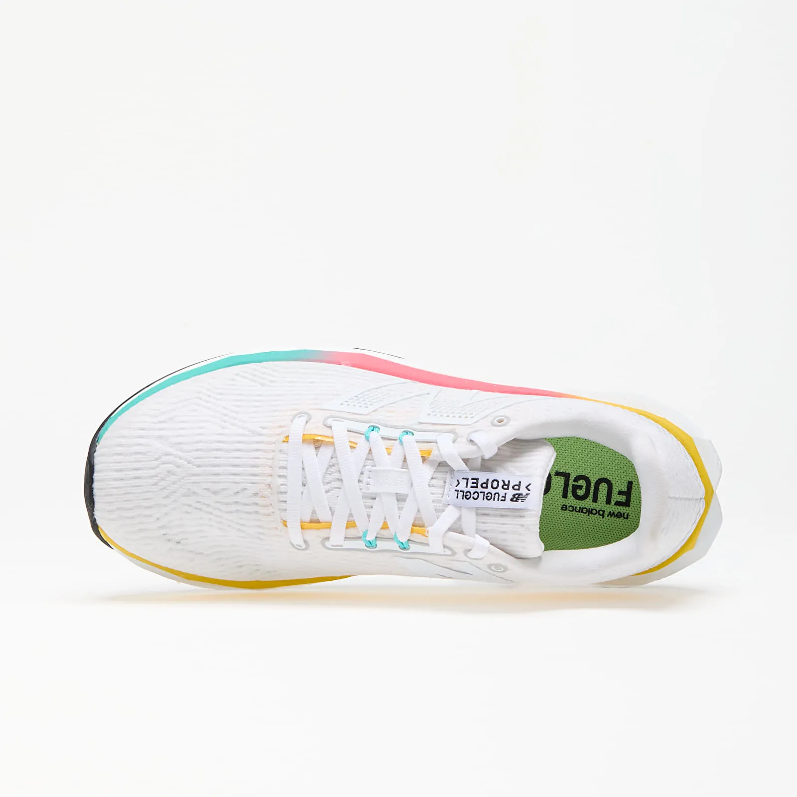 New Balance FuelCell Propel v5