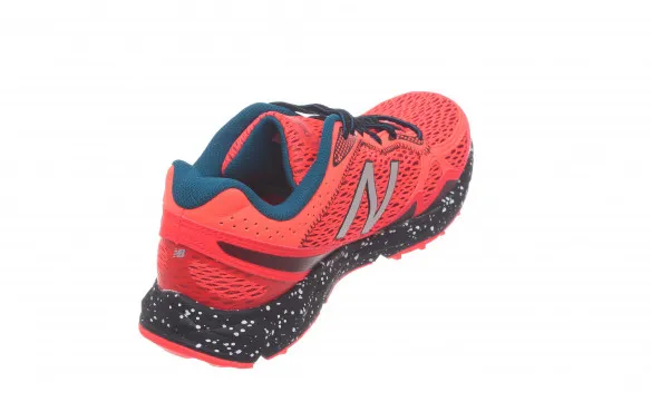 NEW BALANCE MT910v2