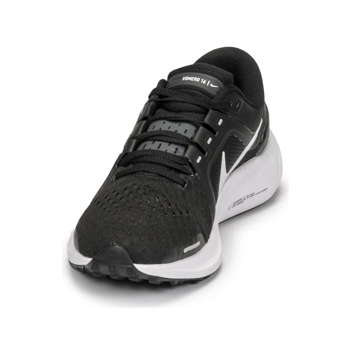 NIKE AIR ZOOM VOMERO 16