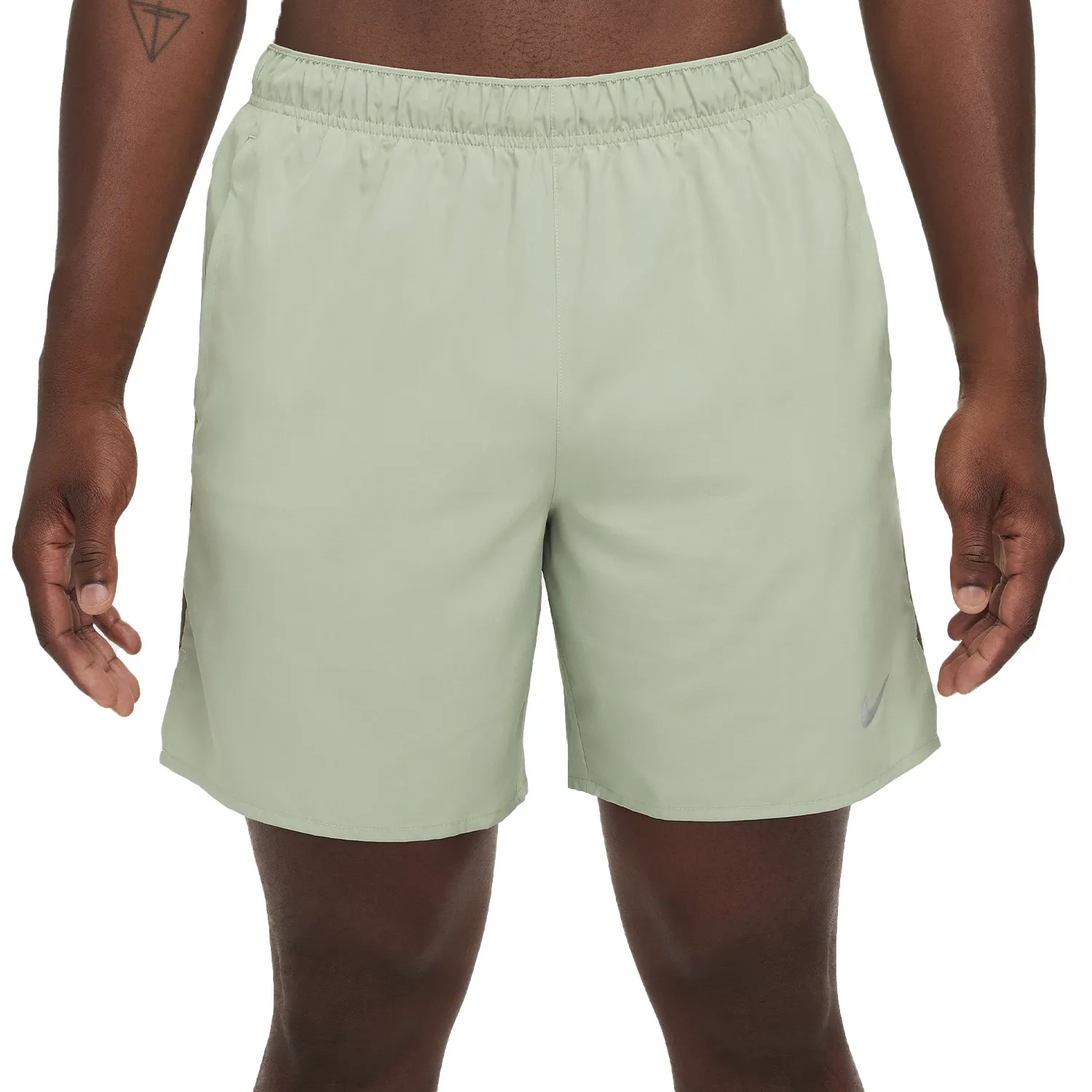 Nike Challenger 7in Shorts