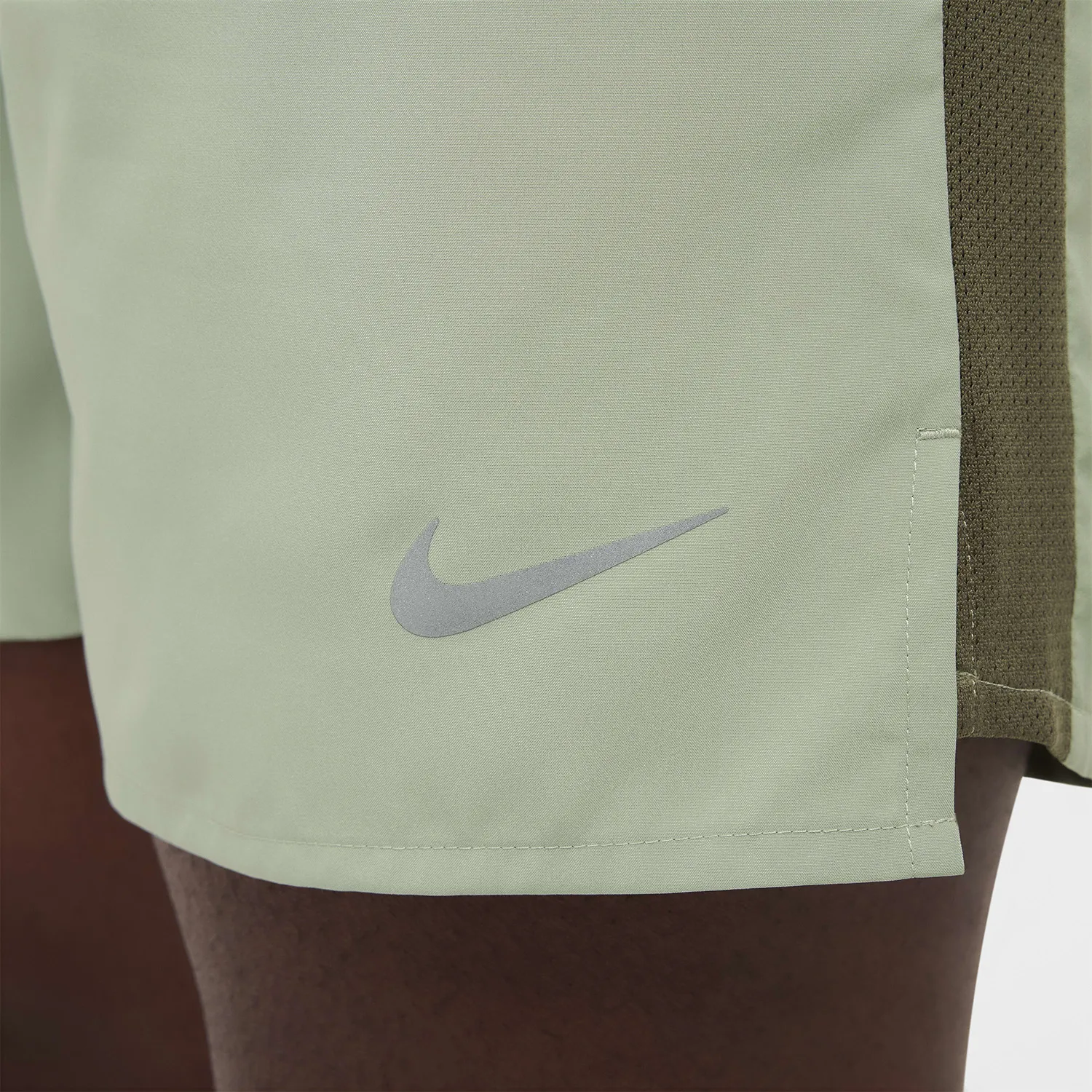 Nike Challenger 7in Shorts