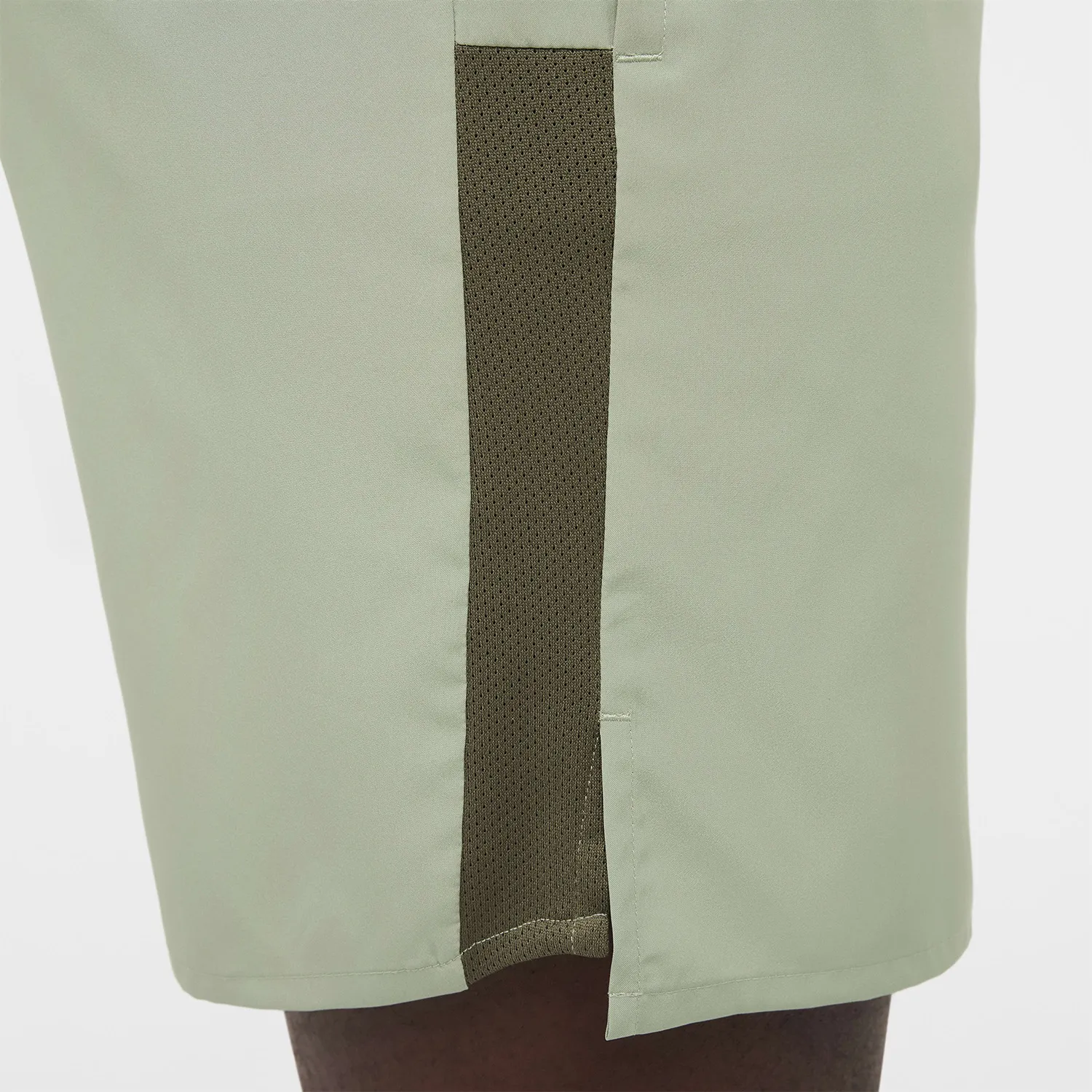 Nike Challenger 7in Shorts