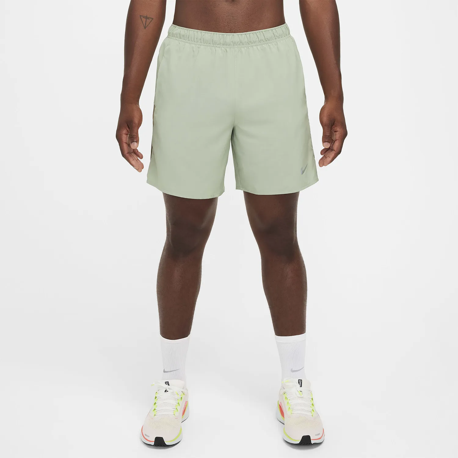 Nike Challenger 7in Shorts