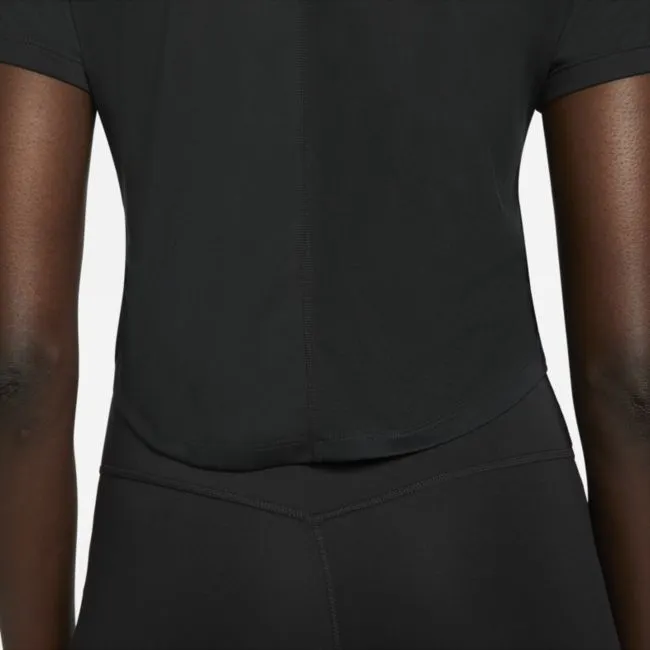 NIKE DRIFIT ONE STANDARD FIT SHORTSLEEVE GRAPHIC CROPPED TOP