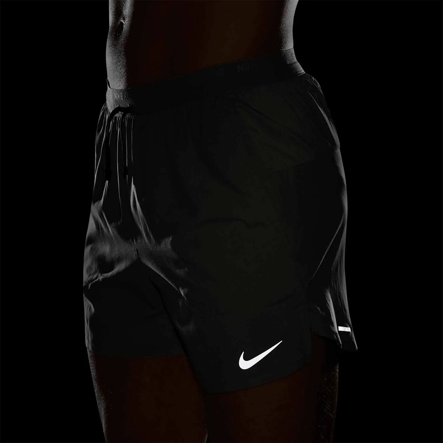 NIKE DRIFIT STRIDE 5IN SHORTS