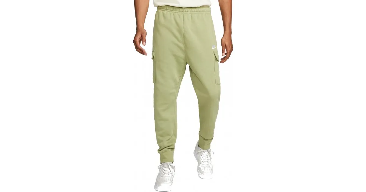 Nike Sportswear Club