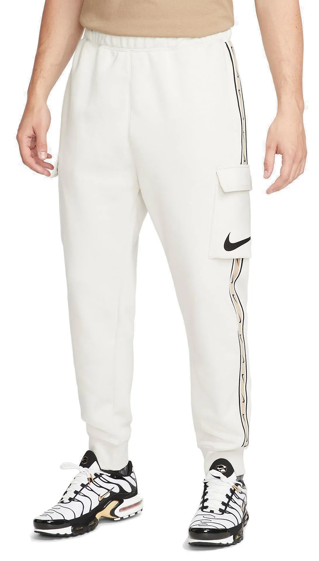 Nike Sportswear Repeat