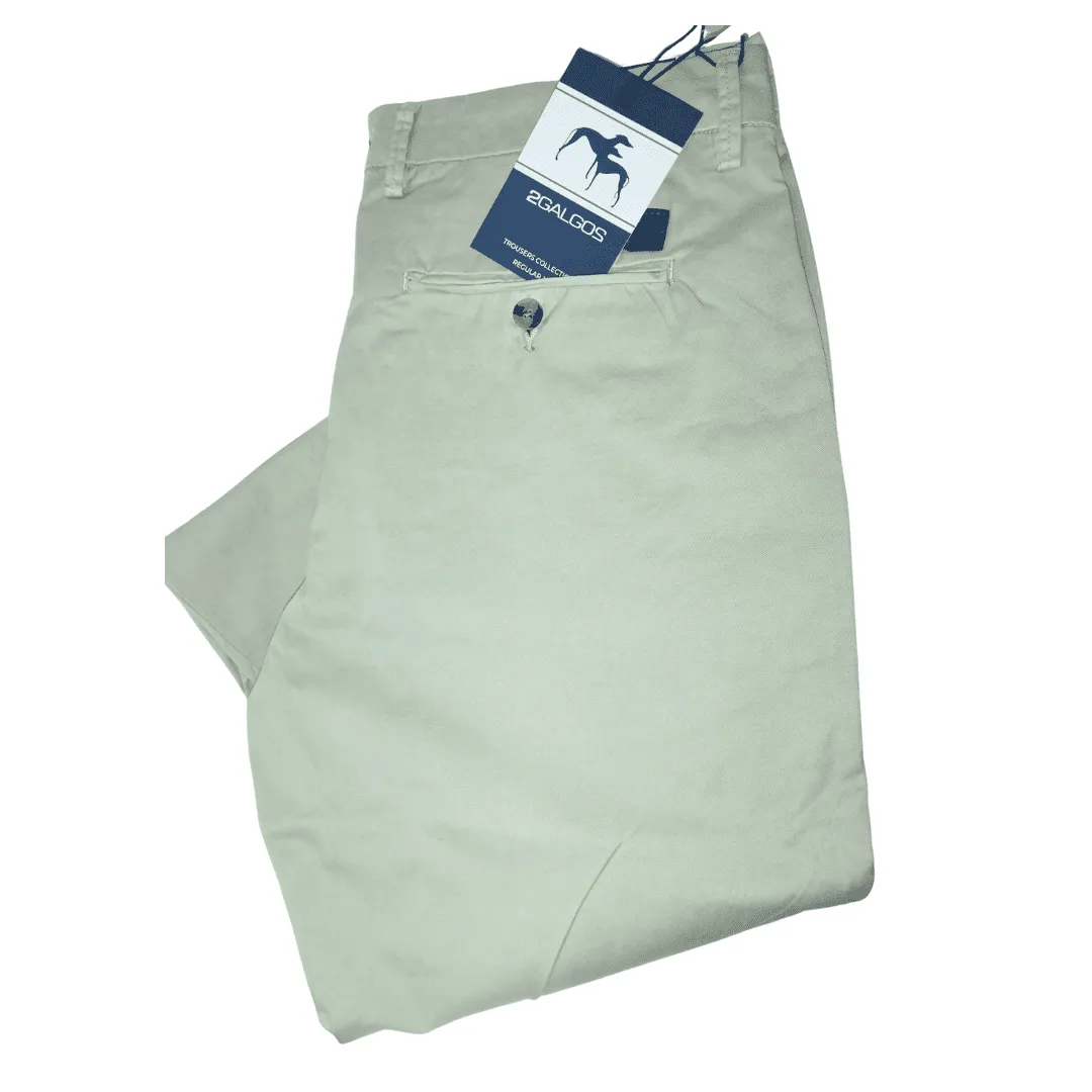 Pantalón chino color piedra