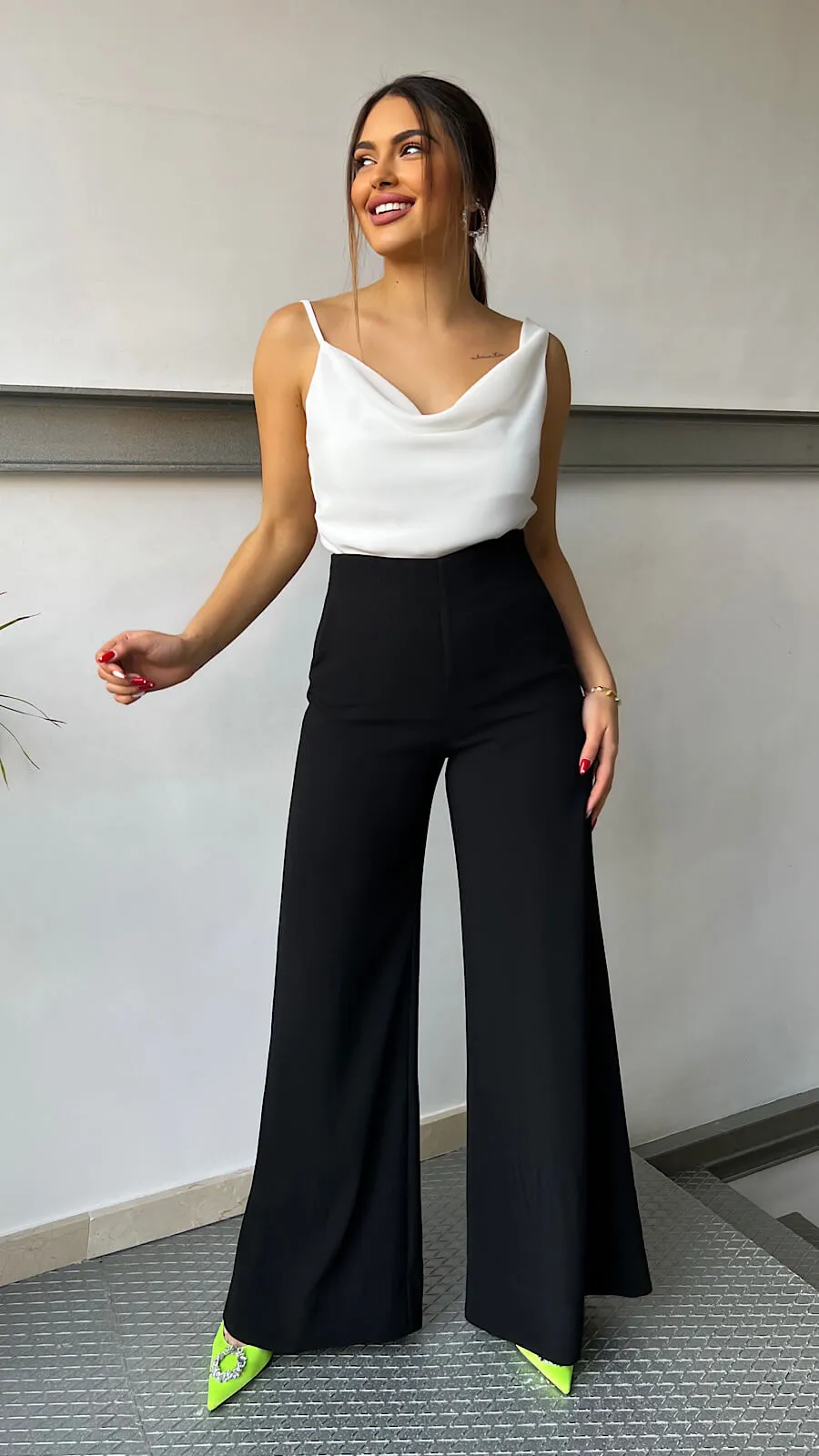 Pantalón Negro Fluido