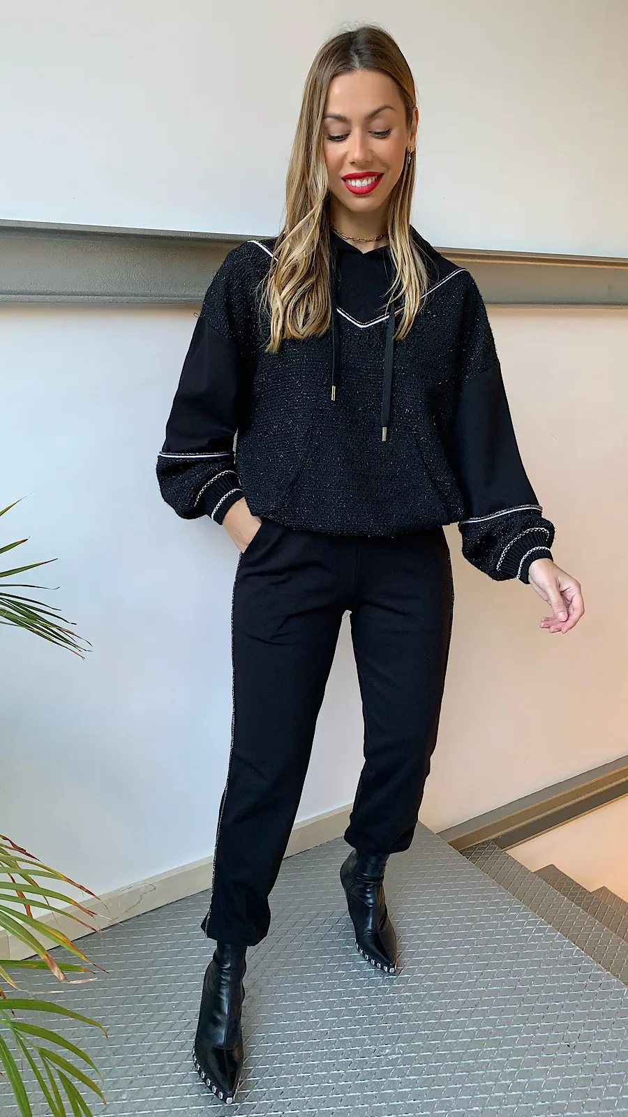 Pantalón Negro Lateral Joya Strass