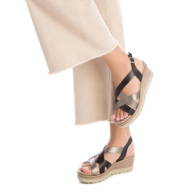 Sandalia de mujer XTI 142776 Plomo