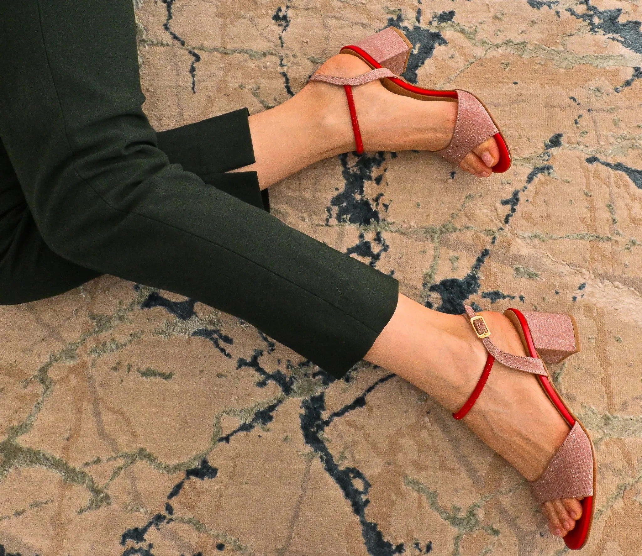 Sandalia roja con brillantes | Joel A7586