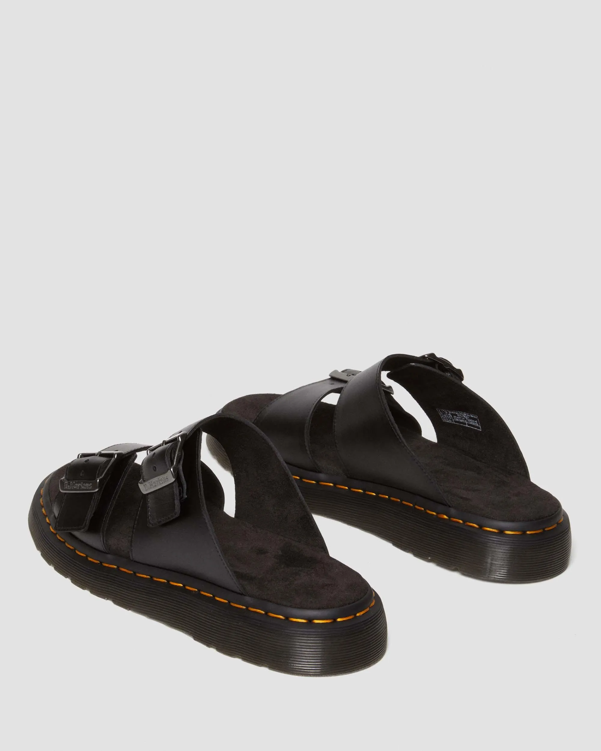Sandalias Josef de piel con hebilla