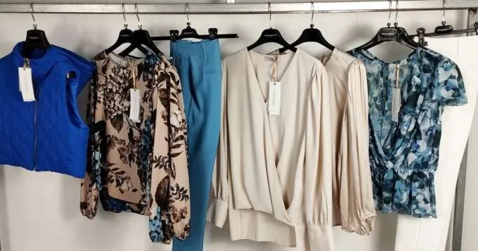 STOCK DE MUJER RENACENTISTA  MADE IN ITALY