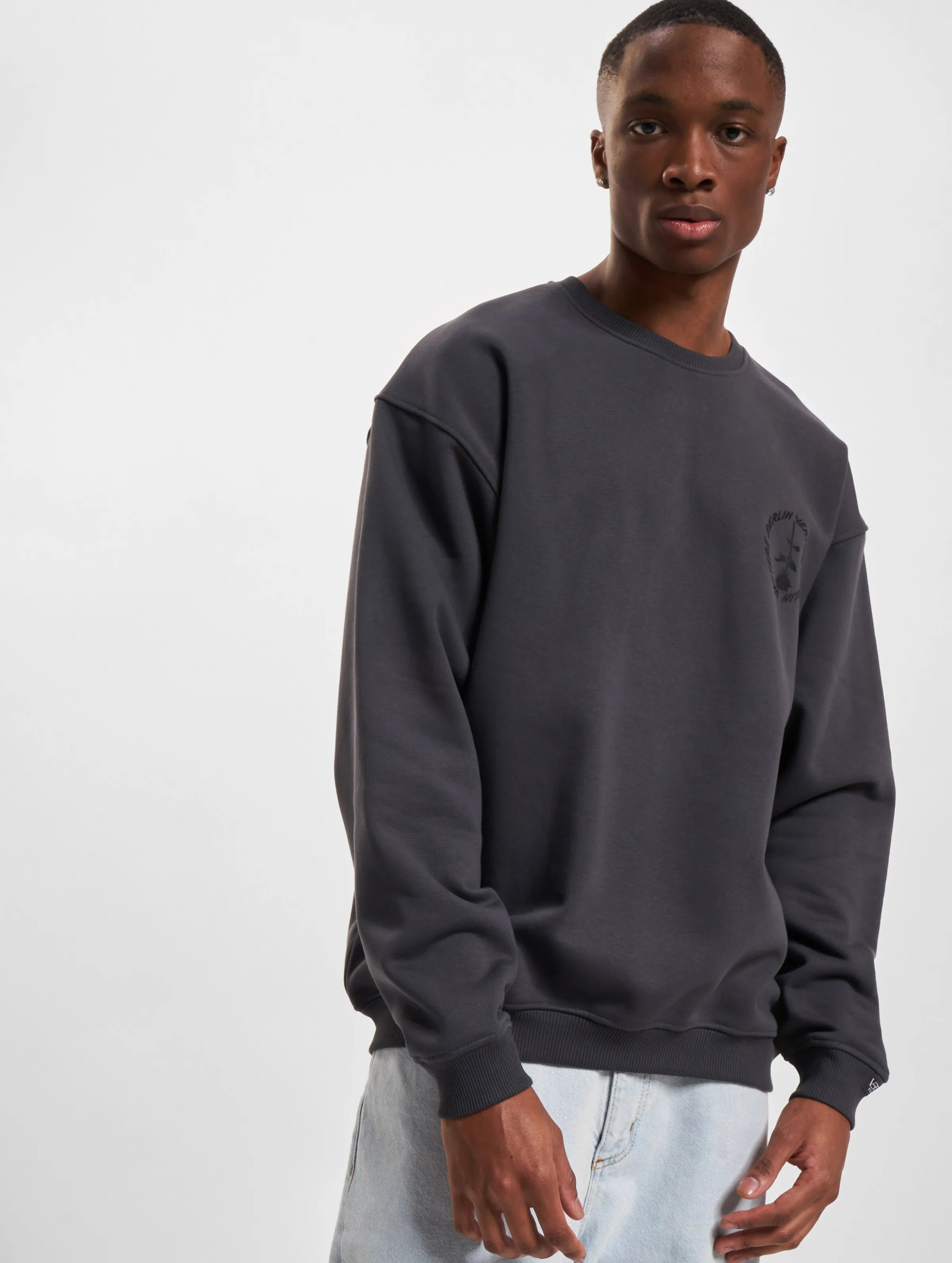 Vertere Berlin Vertere Berlin Circle Logo Sweater
