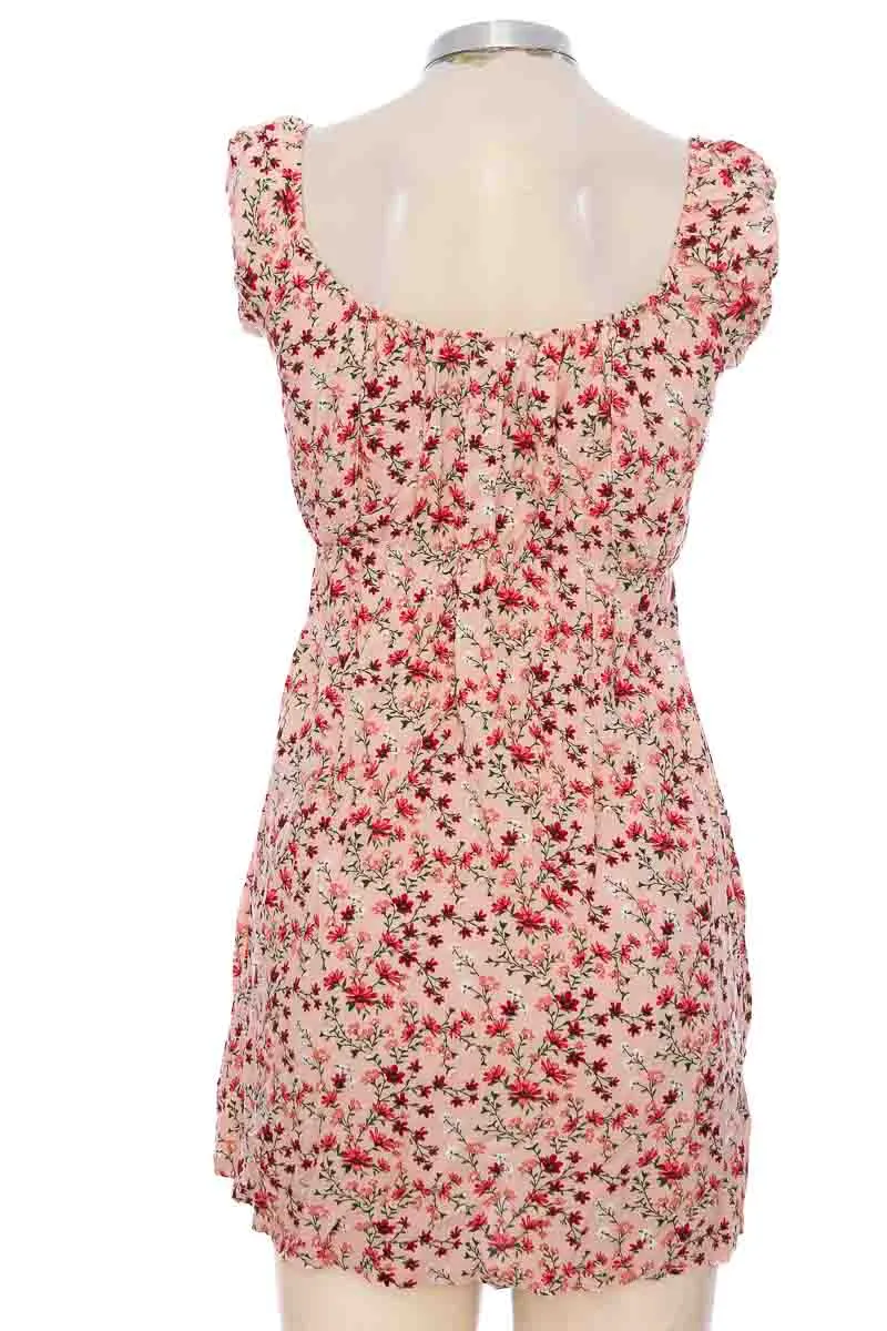 VESTIDO / ENTERIZO COLOR ROSADO  CLOSEANDO