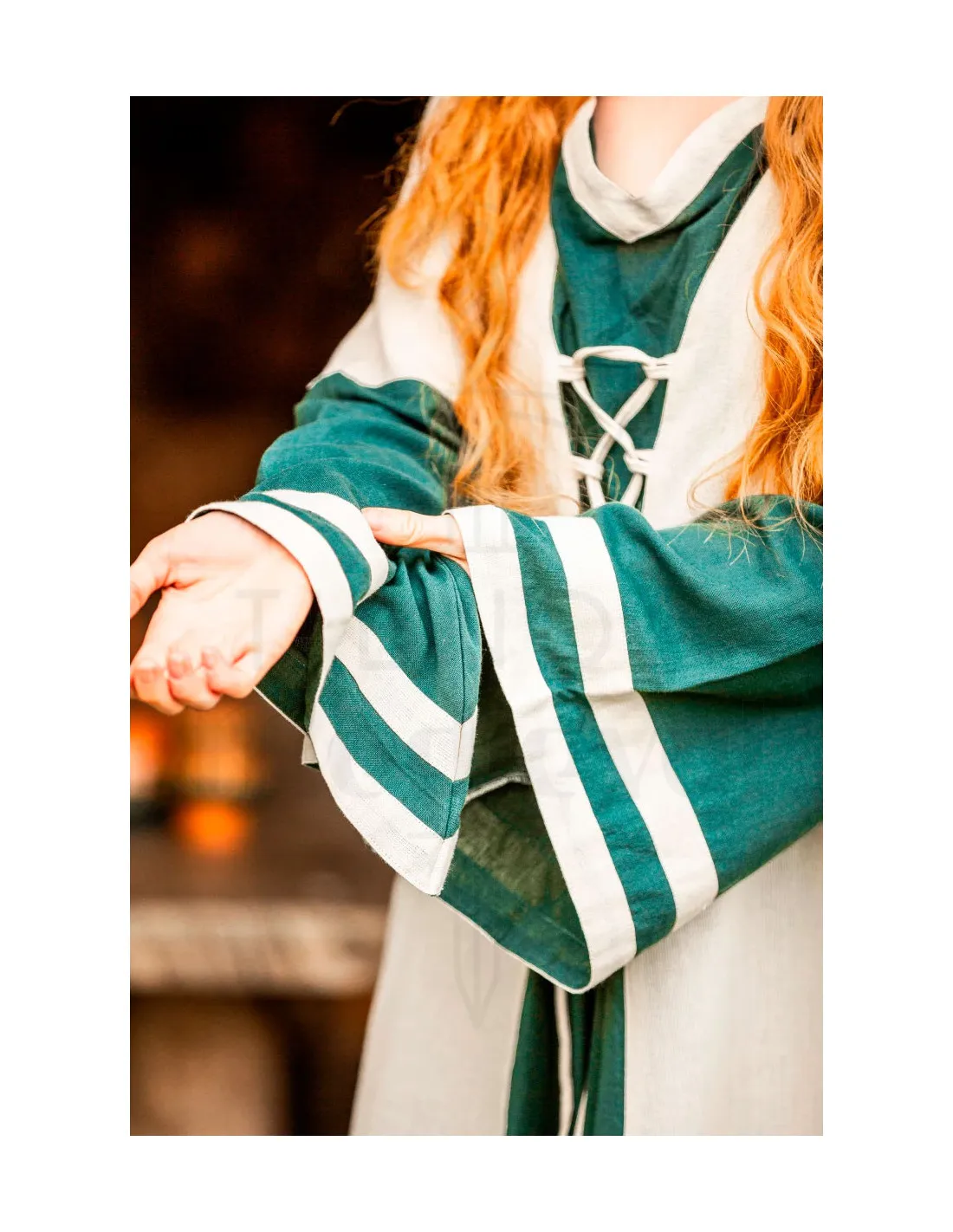 VESTIDO MEDIEVAL MODELO DOROTHEA, COLOR NATURALVERDE