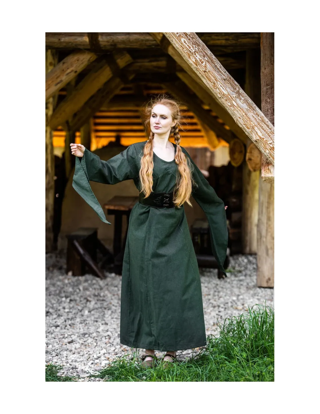 Vestido medieval modelo Marian, verde