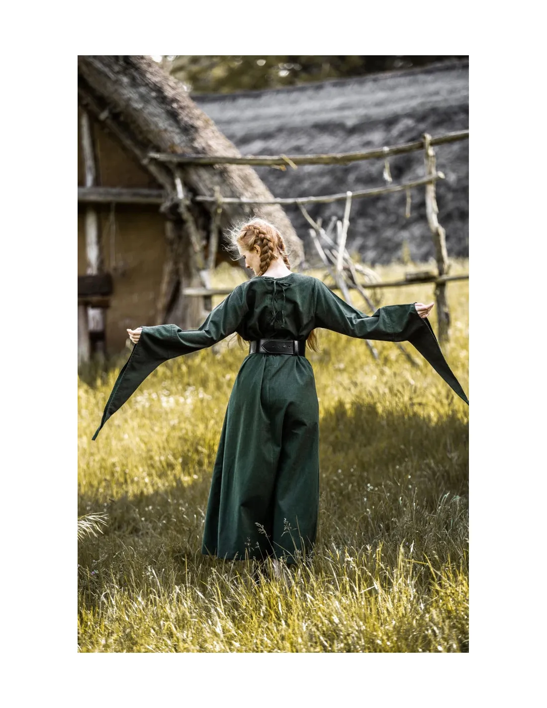 Vestido medieval modelo Marian, verde