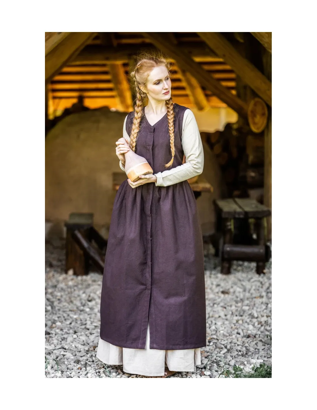 Vestido medieval sin mangas Arlette, color marrón