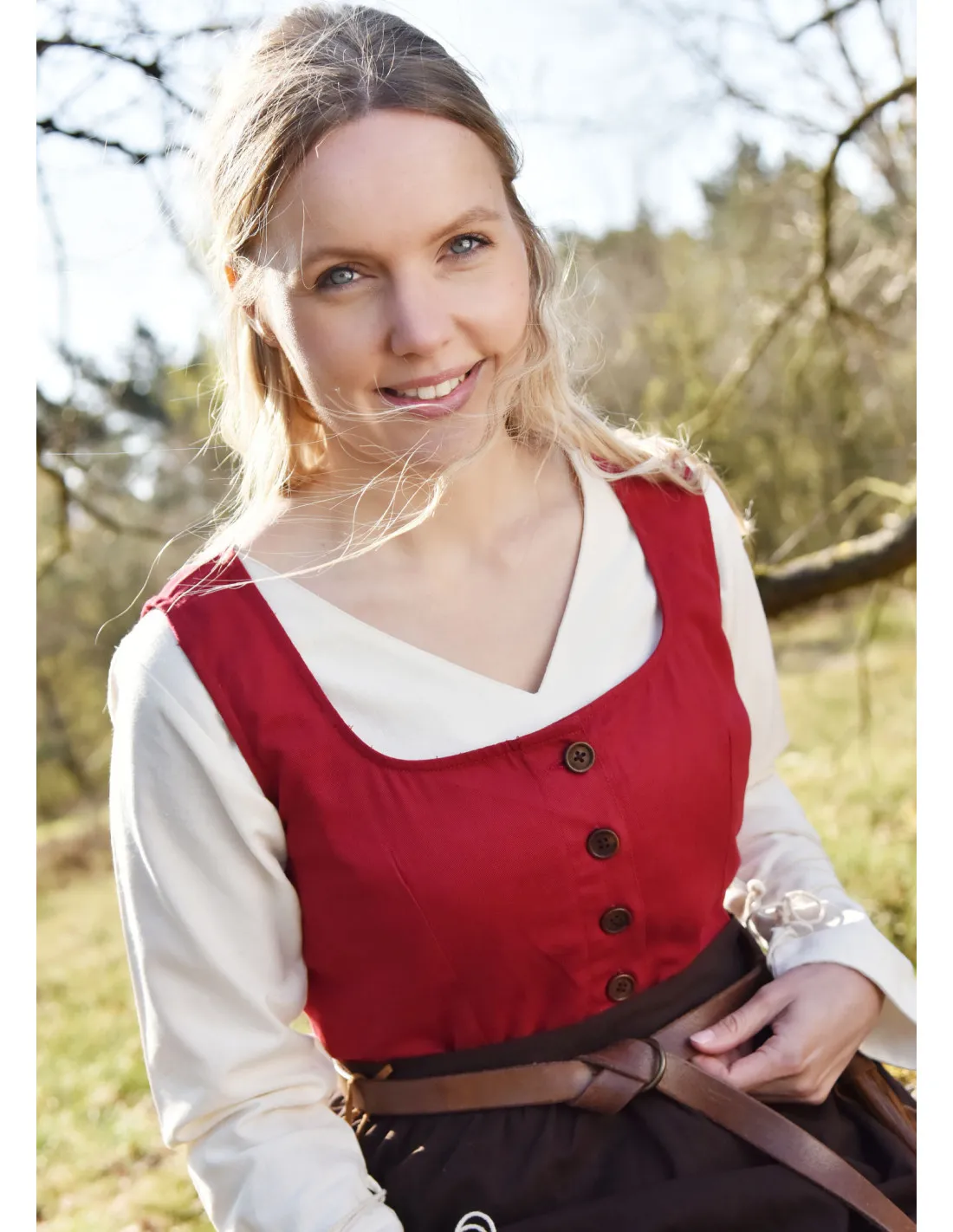 Vestido medieval sin mangas Lene en rojo
