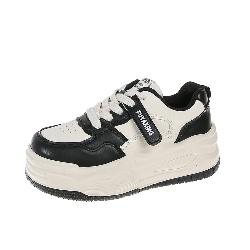 White for Women, 2024 Summer Nuevo pastel de esponja versátil Zapatos de tablero de planta sola gruesas, zapatos de mujer de mod