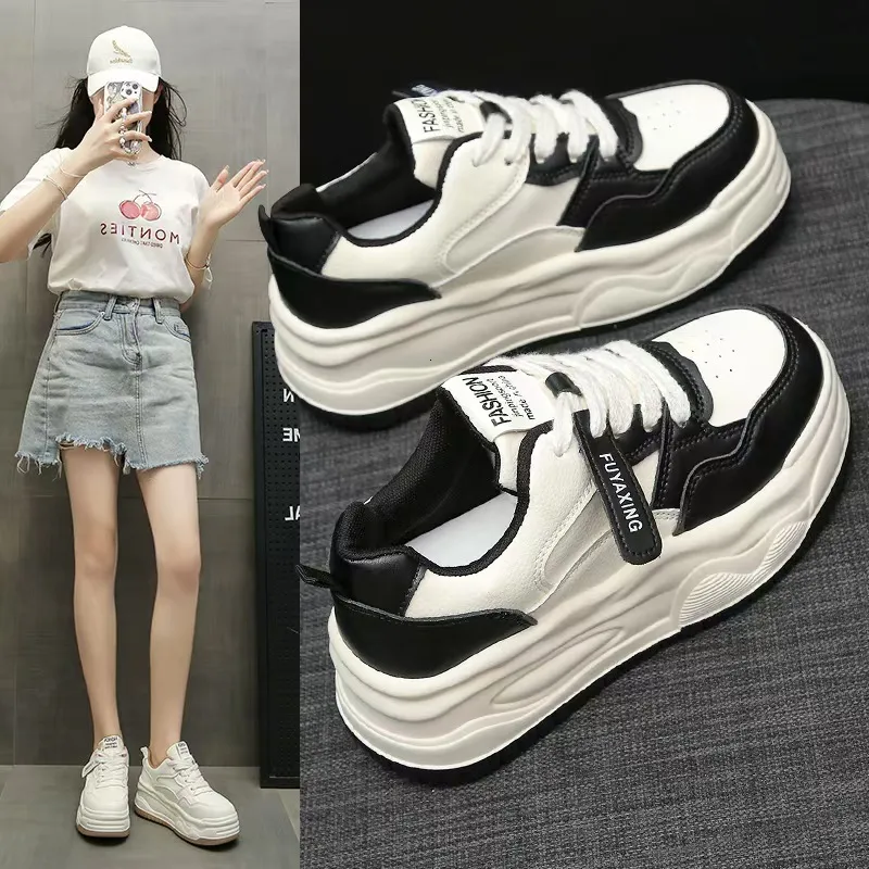 White for Women, 2024 Summer Nuevo pastel de esponja versátil Zapatos de tablero de planta sola gruesas, zapatos de mujer de mod