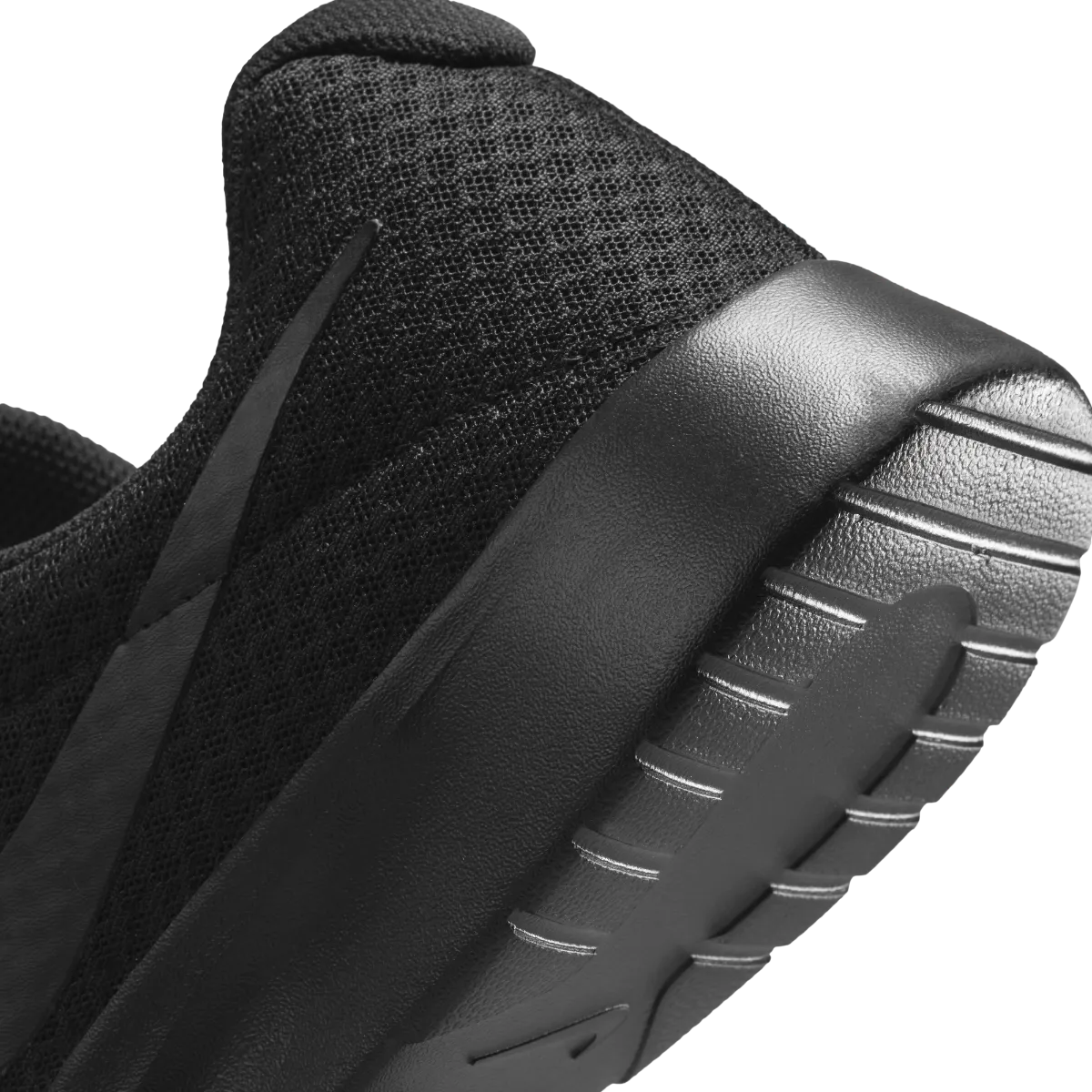 Zapatillas Urbanas Hombre Nike Tanjun Negra 